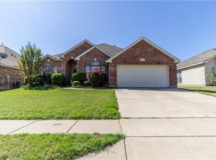 4713 Poplar Ridge Dr, Fort Worth, TX 76123