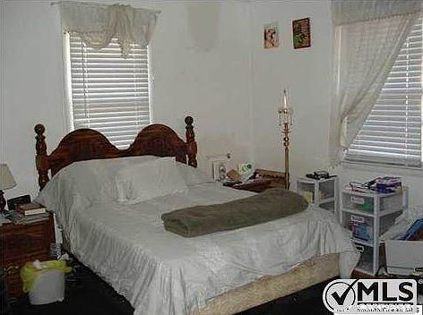 2nd image of 233 Laurel Ave