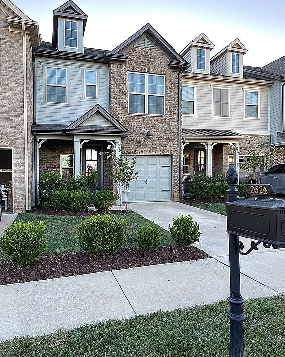 1st image of 2624 Wellesley Square Dr