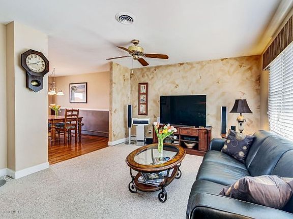 5th image of 348 Maria Dr