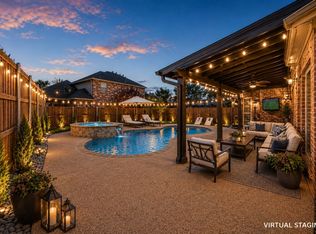 9102 Hogan Dr, Rowlett, TX 75089