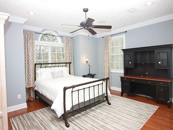 Bedroom or Office