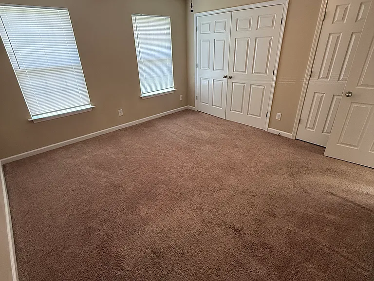 983 Cooper Ave — Photo 5