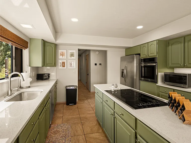525 Coronado Trl — Photo 47
