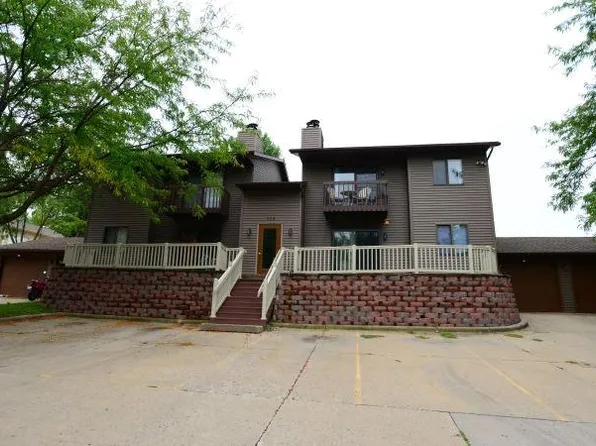 728 Westgate St, Iowa City, IA 52246