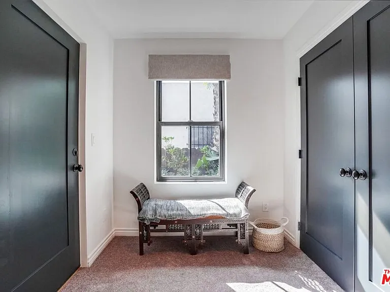 1574 Murray Dr — Photo 29