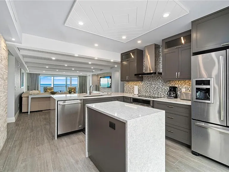 9051 Gulf Shore Dr #Penthouse 3 — Photo 3