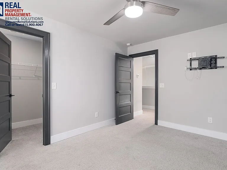 3527 Pershing Dr — Photo 25