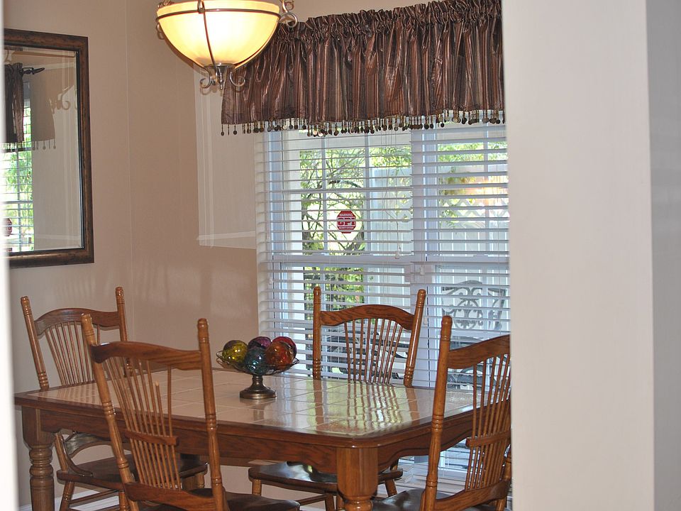 Kitchen nook
