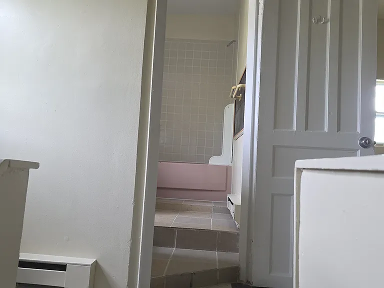 769 Beechwood Ave #2 — Photo 14