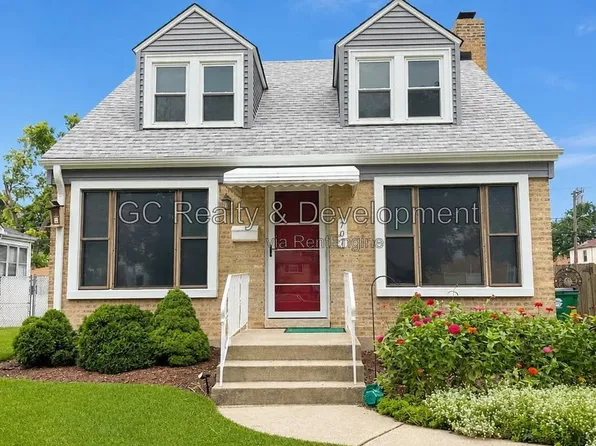707 Newcastle Ave, Westchester, IL 60154