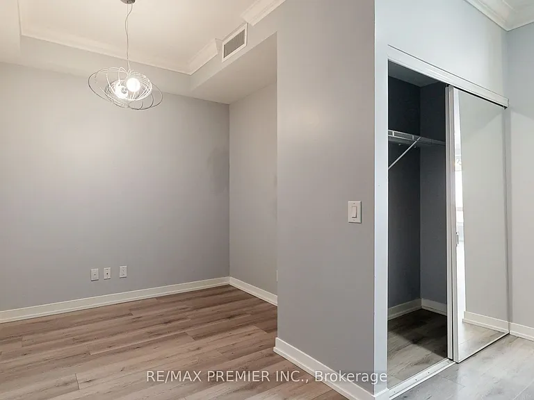 840 Queens Plate Dr #610 — Photo 9