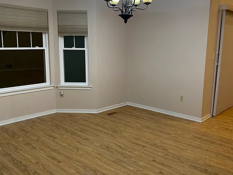 358 Greenfield Rd — Photo 13