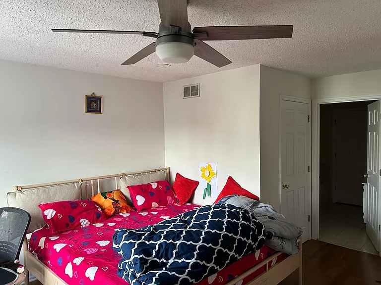 31 Prestwick Way — Photo 16