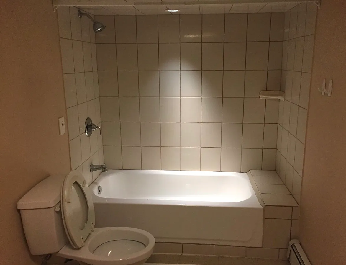 Studio, 600 sqft, $2,500 — Photo 1
