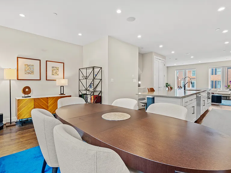 607 Slade Ct — Photo 8