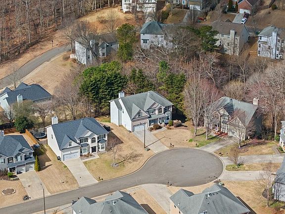 4th image of 429 Farmwood Way