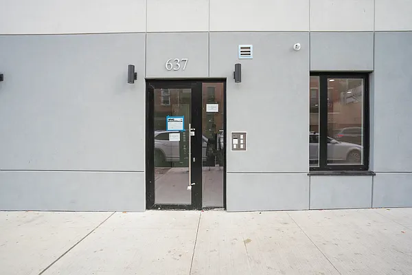 Rented by Skyhigh Realty NYC LLC | media 20