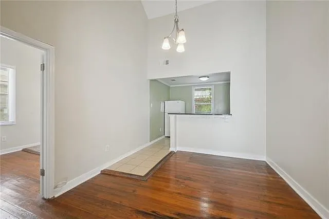 Building Photo - 1124 Cherokee St #1