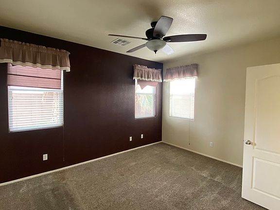 4th image of 1044 Crescent Falls St
