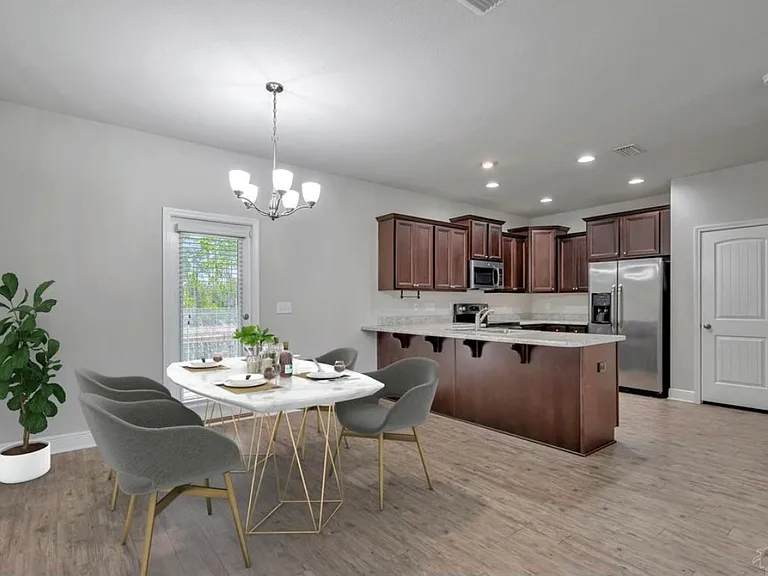 2242 Boxford Ct — Photo 4
