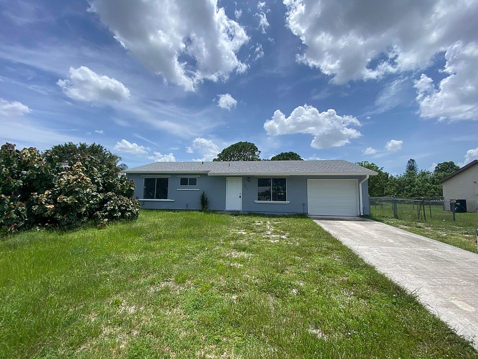 1st image of 861 SW Belmont Circle