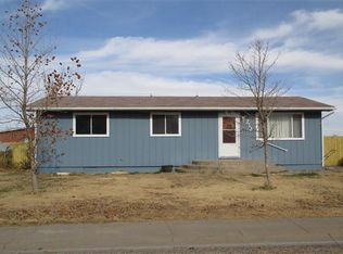 712 N Ridgewood Rd, Ulysses, KS 67880