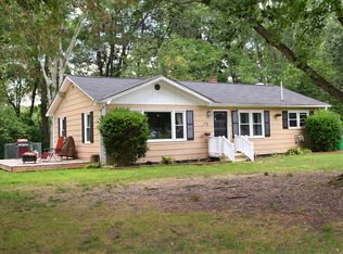 620 Meadowbrook Dr, King, NC 27021