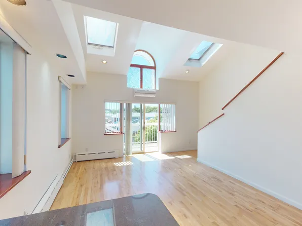 2803 Batchelder Street image 1 of 21