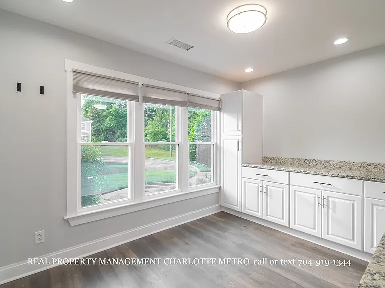17429 Tuscany Ln — Photo 9