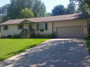 545 Gibbs St, Whitehall, MI 49461