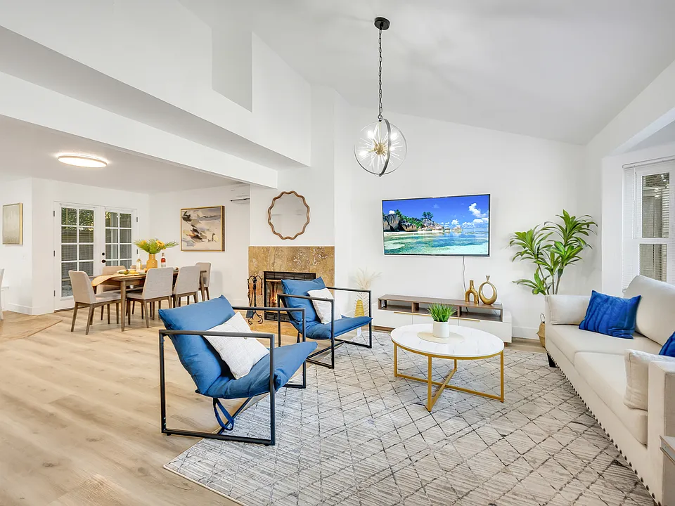 348 Molino Ave