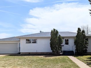 408 27th Ave NE, Great Falls, MT 59404