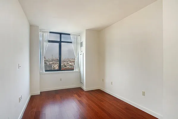 Rented by Corcoran | media 24