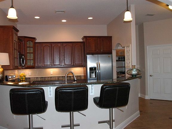 4th image of 30065 Island Club Dr