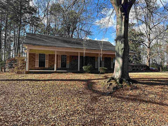 2nd image of 209 Forrest Park Dr