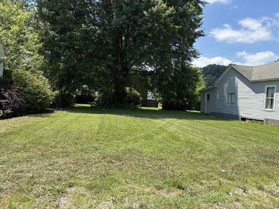 Sycamore St, Middleport, OH, 45760