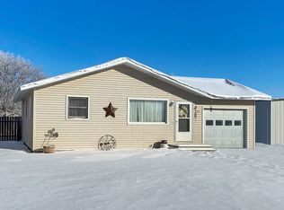295 E Hill St, Colby, KS 67701