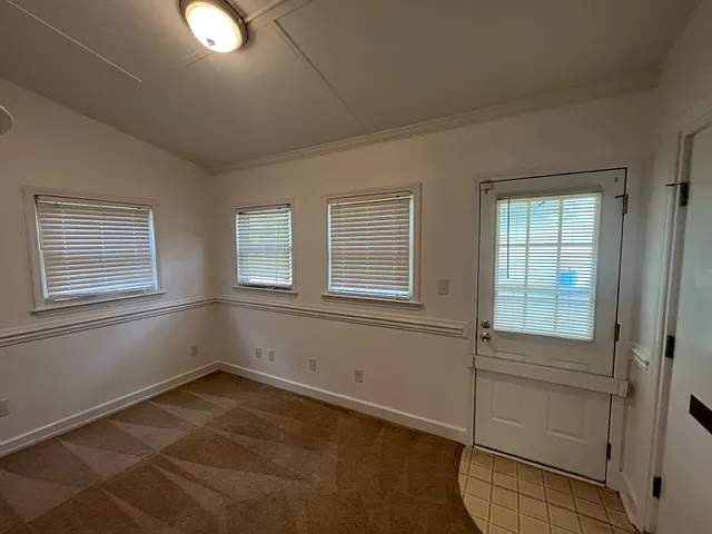 105 Browning Ln — Photo 5