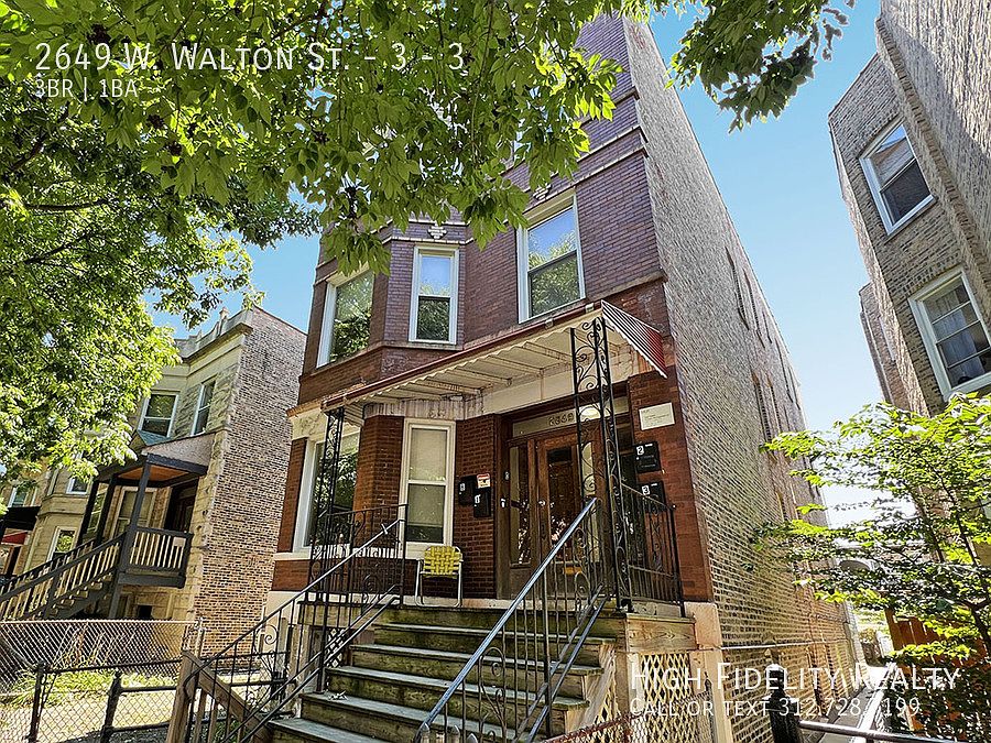 1st image of 2649 W Walton St Unit 3