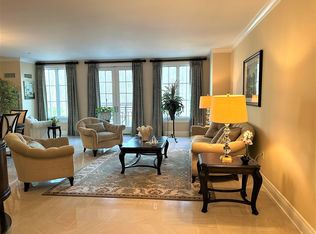 209 Trump Park, Shrub Oak, NY 10588