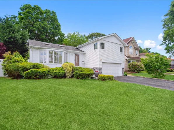 120 Greenwood Drive, Massapequa, NY 11758