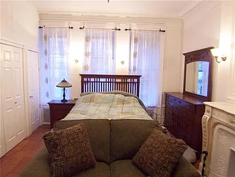 Rented by Sir Realty