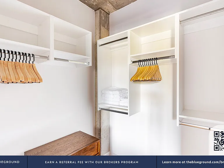 Walk-in Closet