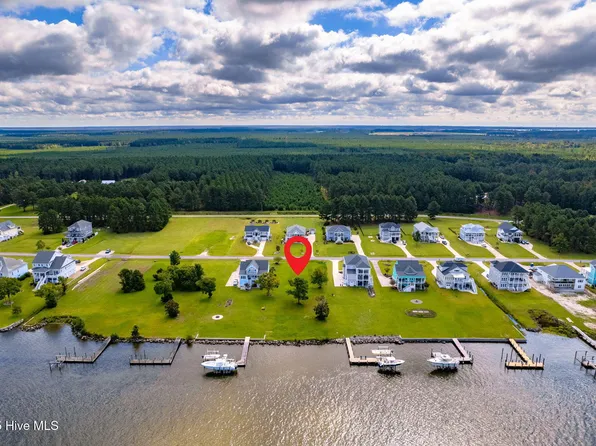 223 Gatsey Lane, Beaufort, NC 28516