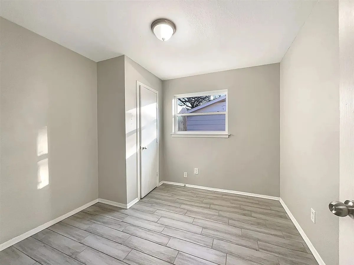 Building Photo - 7217 Nosilla St
