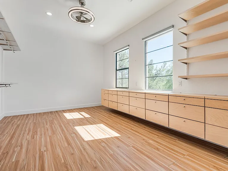 628 Edgebrook Dr — Photo 27
