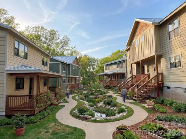 17 Fireside Dr, Asheville, NC 28806