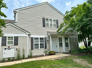 2212 Waterleaf Ct UNIT 101, Naperville, IL 60564