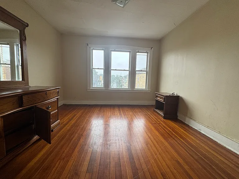 1050 Capitol Ave #6 — Photo 3